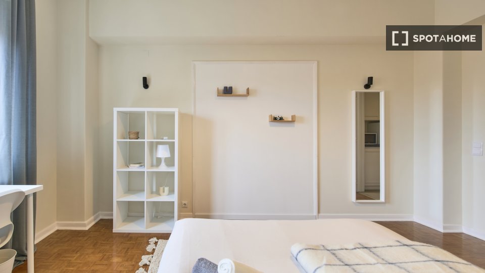 Double room Lisbon, 7 beds — photo 7