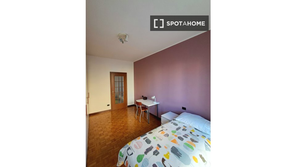 Double room Milan, 2 beds — photo 2