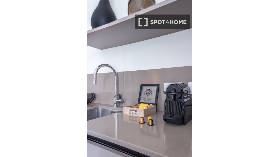 Apartment Milan, 1 bed — photo 9