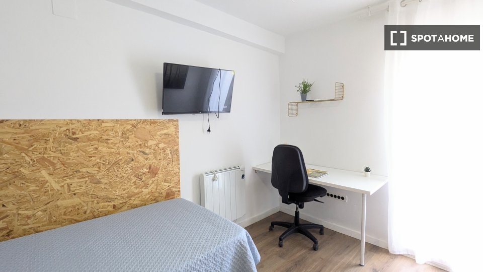 Habitación en piso compartido en alquiler en Moncada, Valencia.