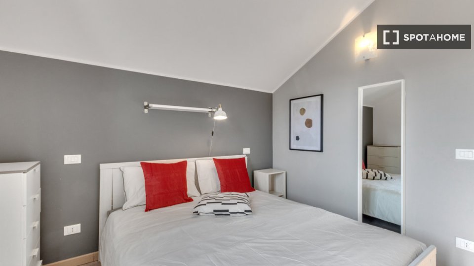 Double room Milan, 4 beds, 95m² — photo 2
