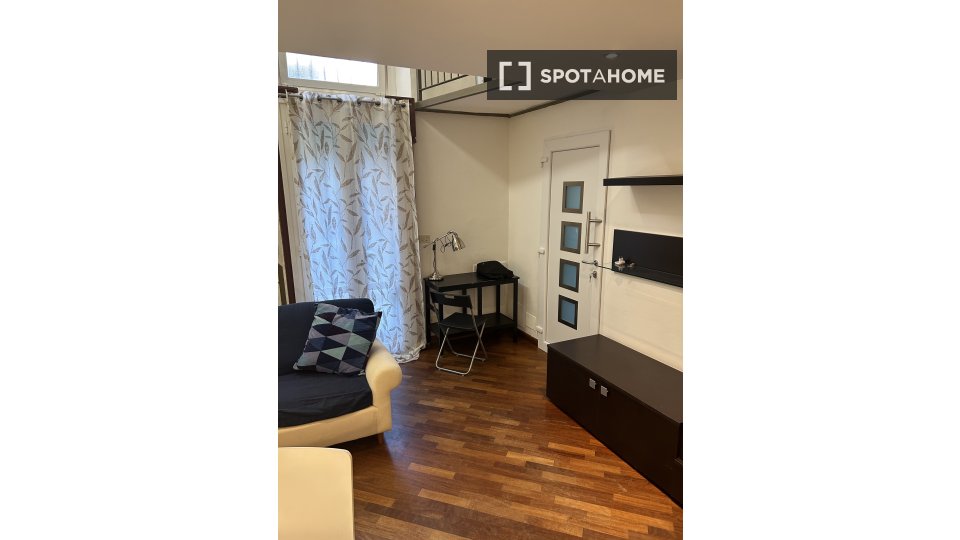 Apartment Milan, 1 bed, 65m² — photo 29