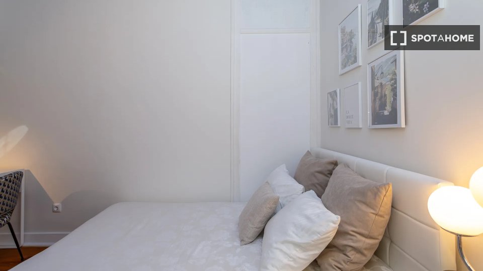 Double room Lisbon, 6 beds — photo 2