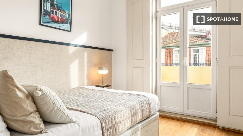 Double room Lisbon, 10 beds — photo 10