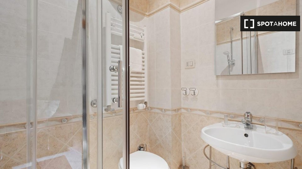 Apartment Rome, 2 beds — photo 7