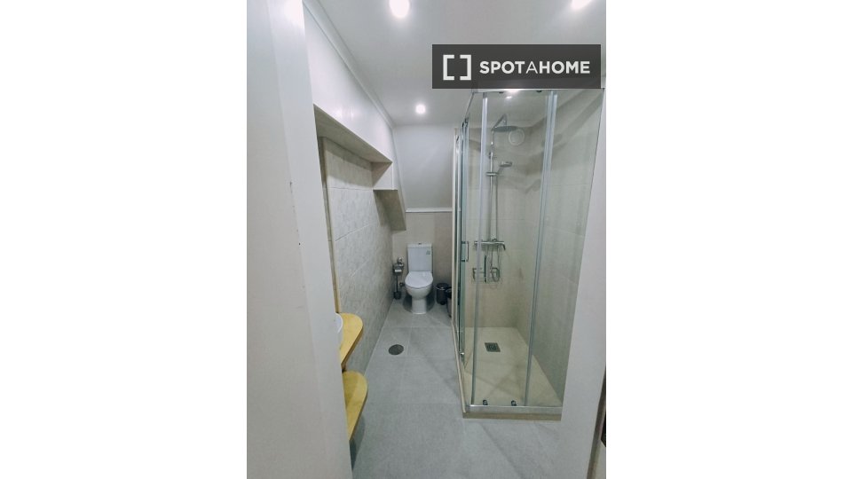 Apartment mono Lisbon, 40m² — photo 10