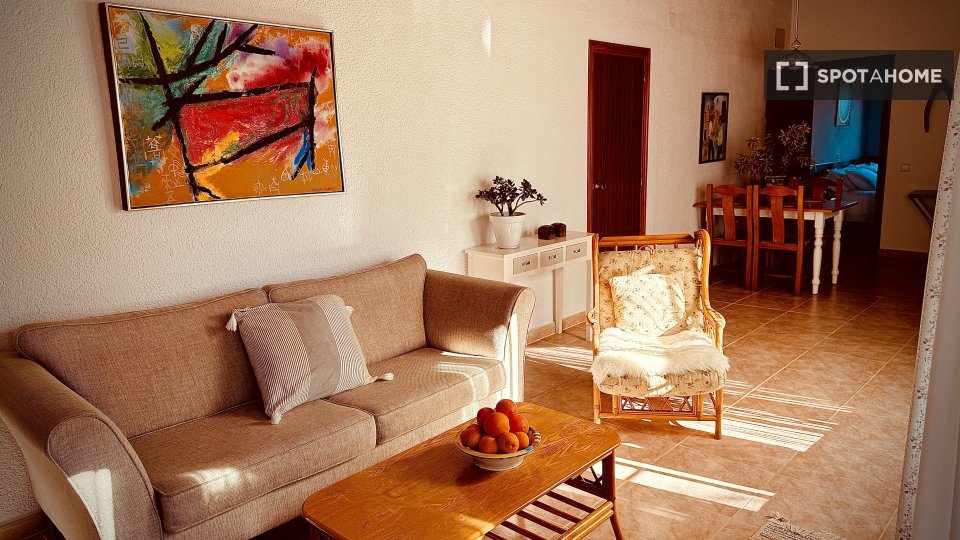 Apartment Alicante, 2 beds — photo 5