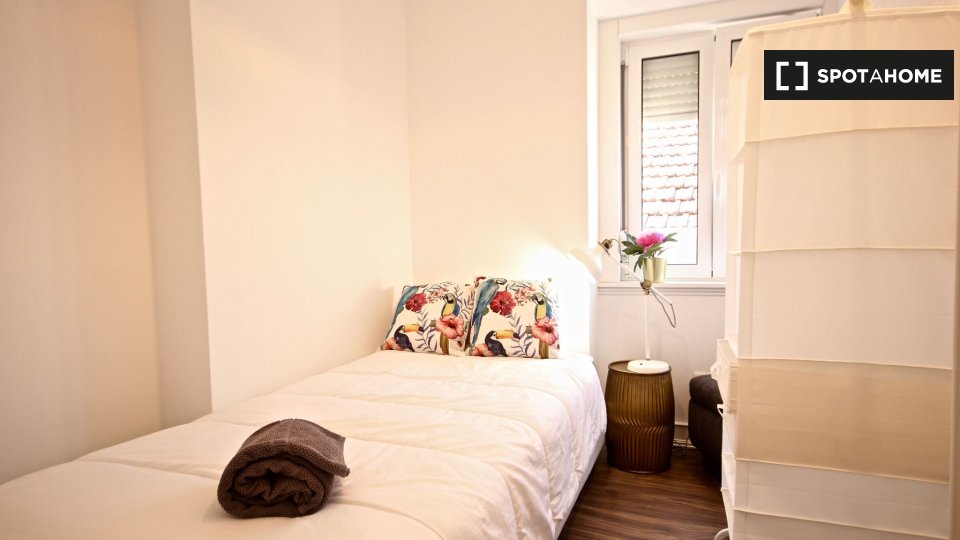 Apartment Lisbon, 3 beds — photo 18