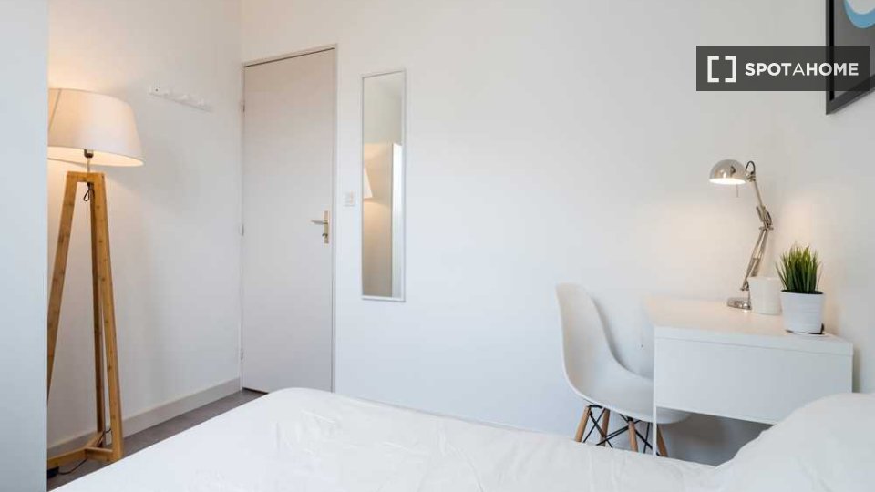 Double room Lyon, 4 beds, 90m² — photo 10