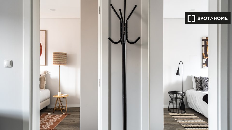 Apartment Lisbon, 2 beds — photo 19