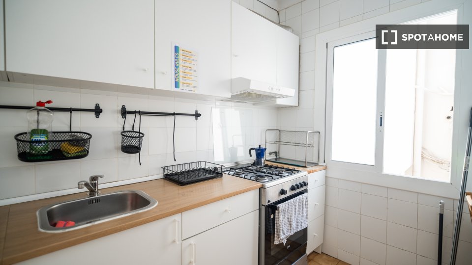 Double room Barcelona, 8 beds — photo 14
