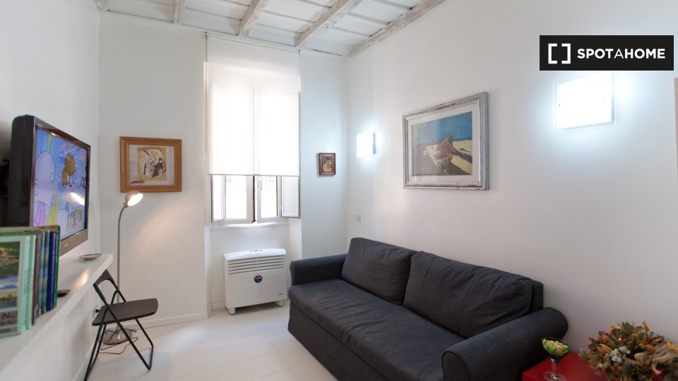 Apartment Rome, 1 bed — photo 1