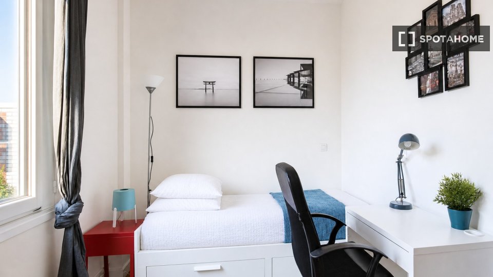 Camera doppia Parigi, 4 camere — foto 26