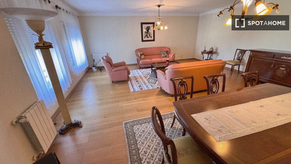 Apartment Lisbon, 4 beds, 177m² — photo 4