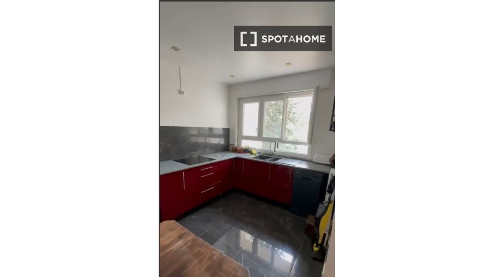 Double room Lyon, 2 beds, 54m² — photo 8