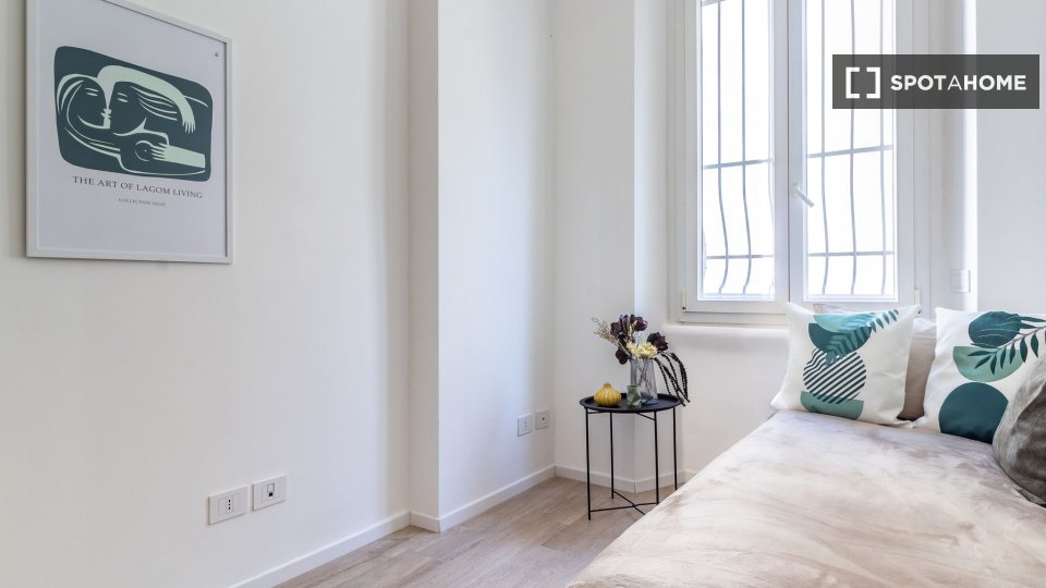 Apartment Milan, 2 beds, 75m² — photo 16