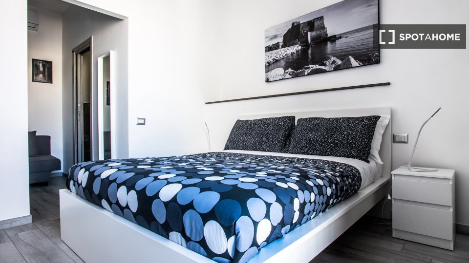 Apartment Naples, 2 beds — photo 2