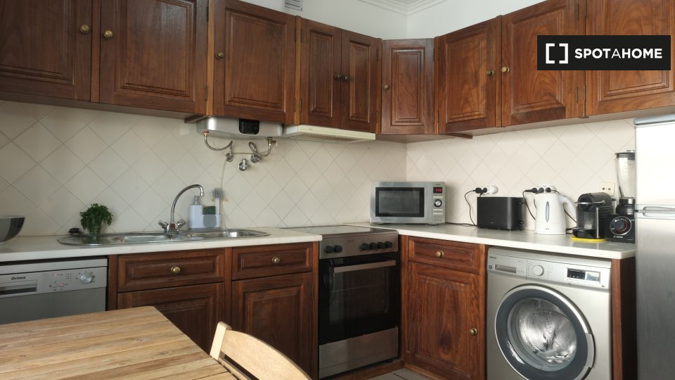 Apartment Lisbon, 1 bed, 60m² — photo 6