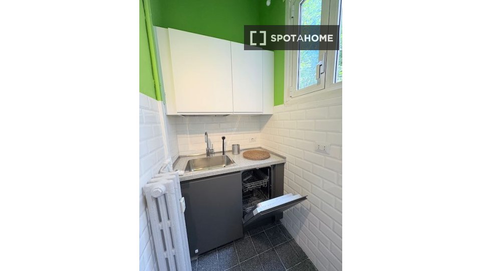Apartment Milan, 1 bed, 70m² — photo 13