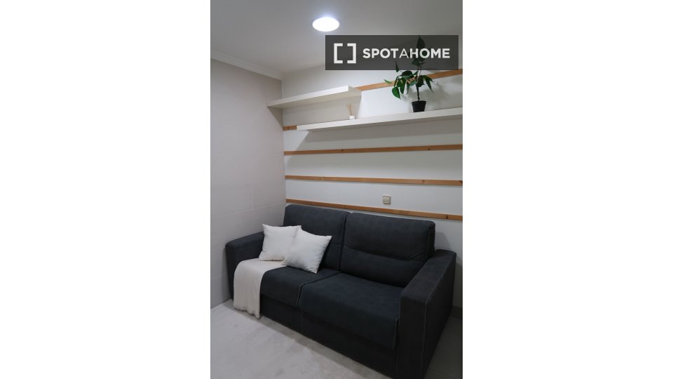 Apartment Madrid, 1 bed, 45m² — photo 11