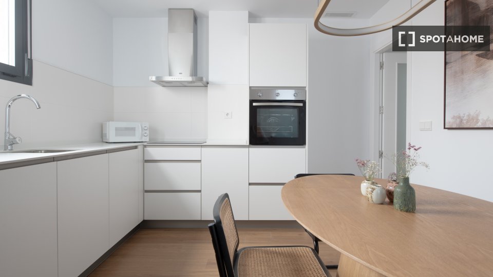 Apartment Seville, 3 beds, 100m² — photo 4