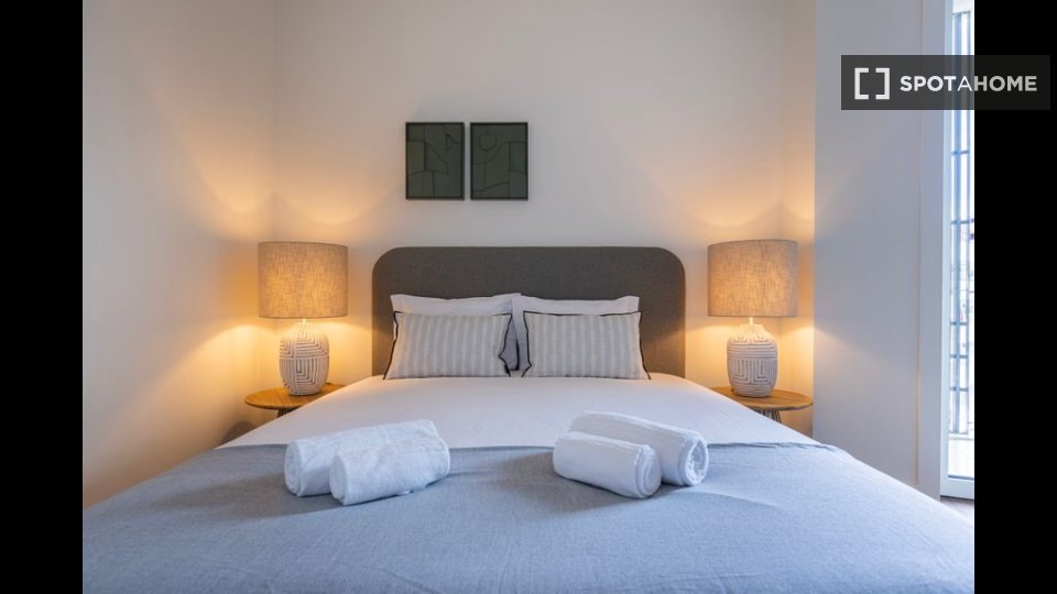Apartment Lisbon, 1 bed — photo 12