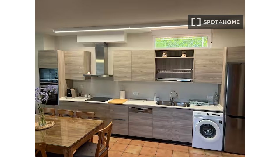Apartment Valencia, 3 beds, 130m² — photo 9