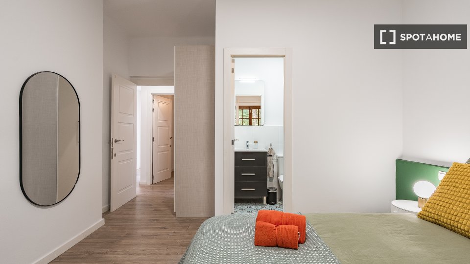 Double room Barcelona, 6 beds, 227m² — photo 70