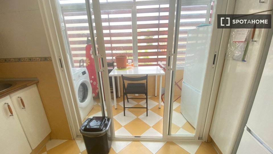 Habitación doble Madrid, 6 habitaciones — foto 20