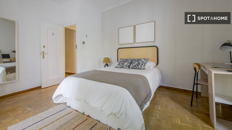 Double room Madrid, 4 beds, 120m² — photo 12