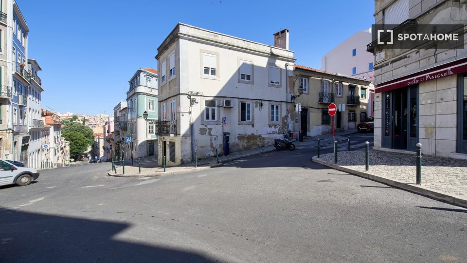 Double room Lisbon, 4 beds — photo 1