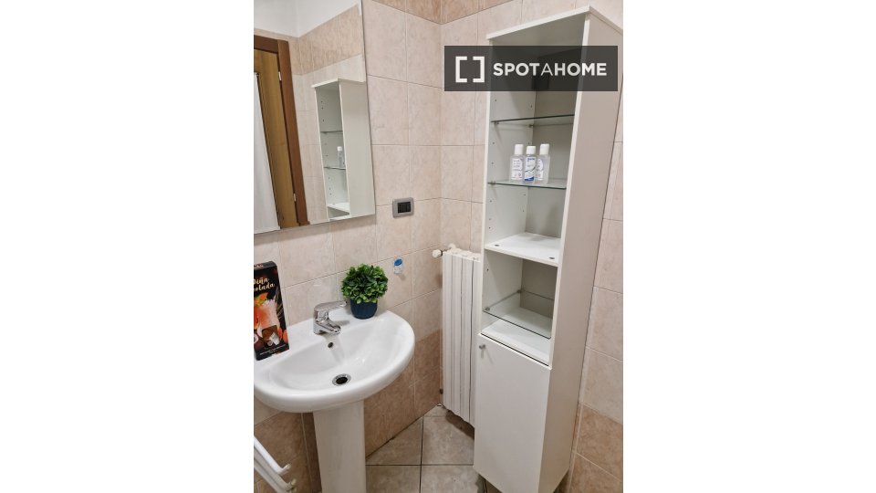 Double room Turin, 5 beds, 136m² — photo 19