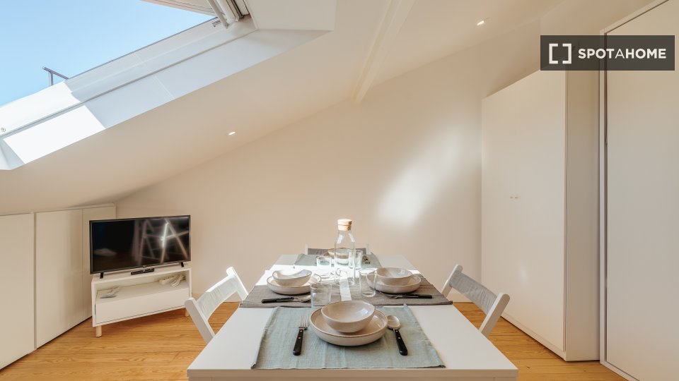 Apartment mono Lisbon, 40m² — photo 15