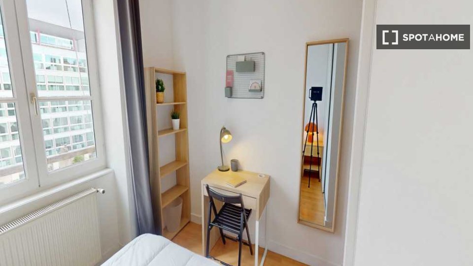 Double room Lyon, 4 beds, 80m² — photo 9