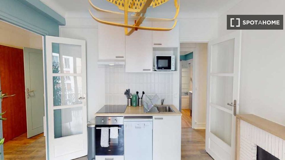 Double room Paris, 6 beds, 110m² — photo 10
