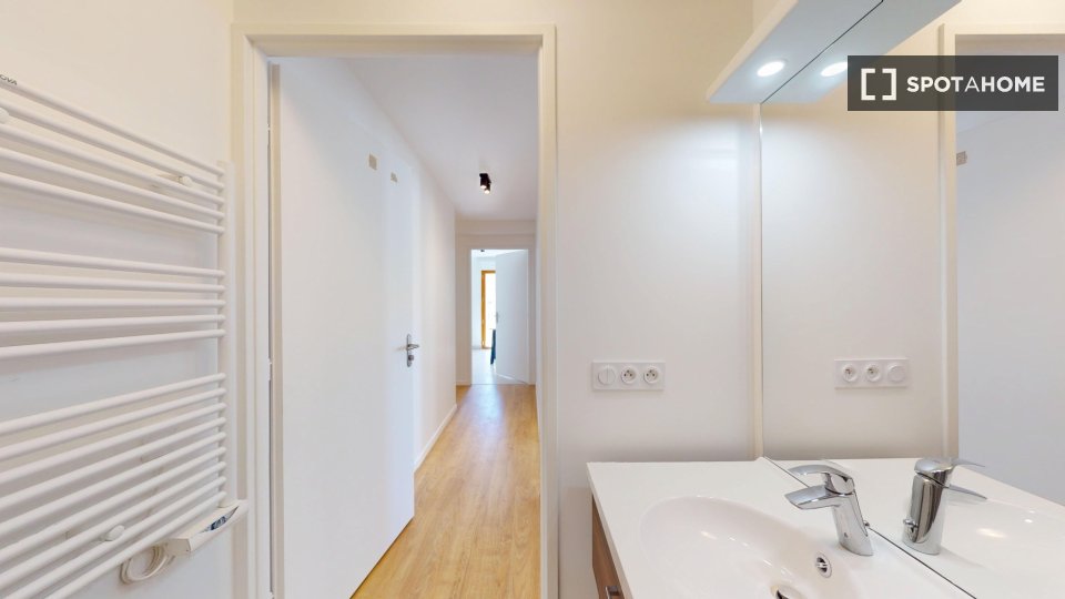Double room Paris, 4 beds — photo 5