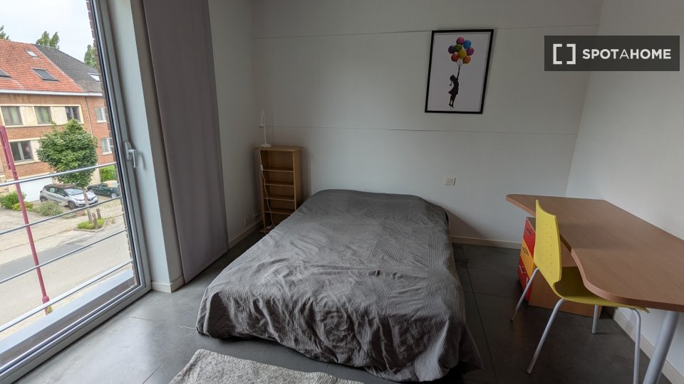Double room Brussels, 2 beds, 250m² — photo 6