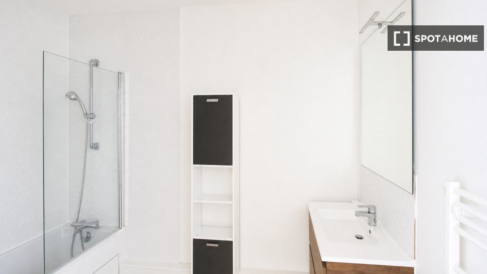 Chambre double Paris, 4 chambres — photo 30