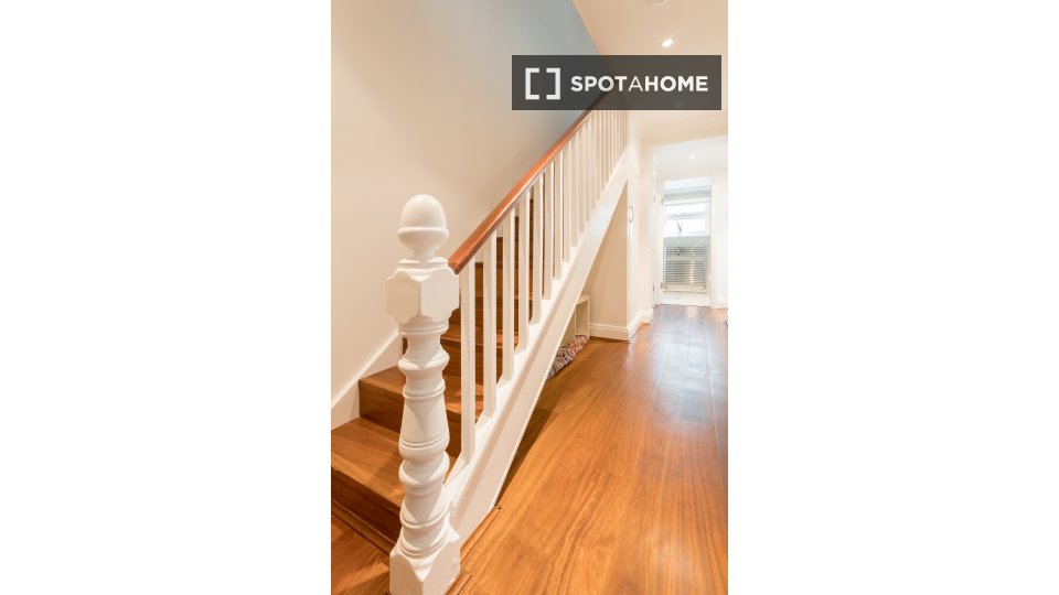 Apartment London, 2 beds, 93m² — photo 8