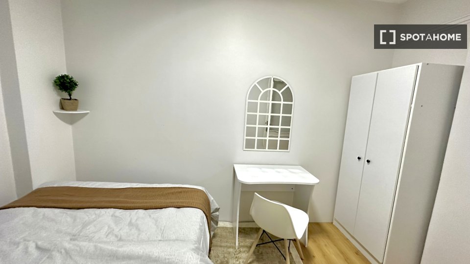 Double room Istanbul, 6 beds — photo 16