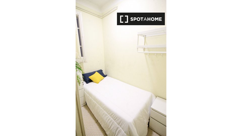 Double room Barcelona, 4 beds — photo 15