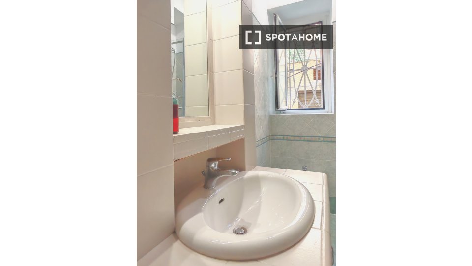 Apartment Rome, 1 bed, 55m² — photo 8