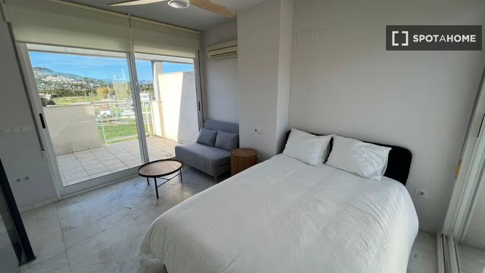 Apartment Alicante, 3 beds — photo 6