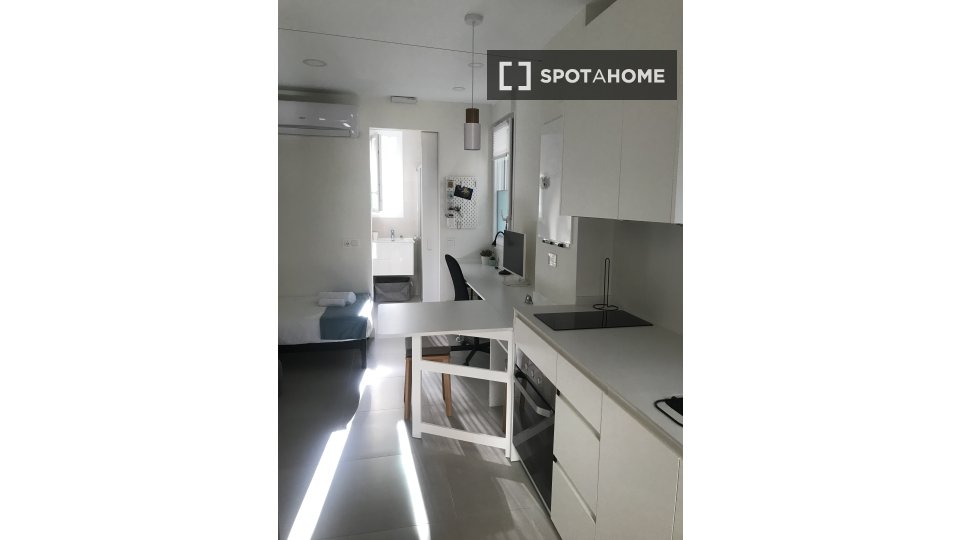 Apartment mono Madrid, 20m² — photo 2