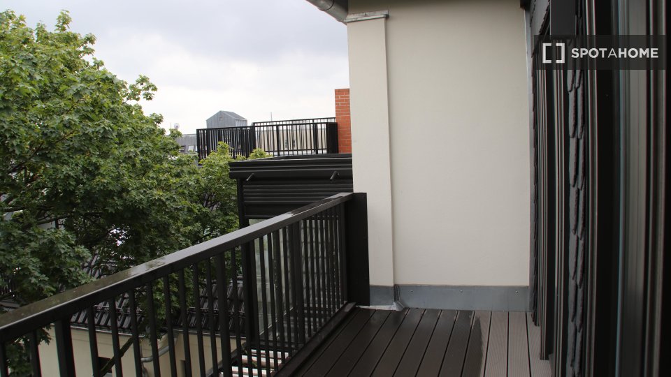 Double room Berlin, 4 beds, 171m² — photo 18