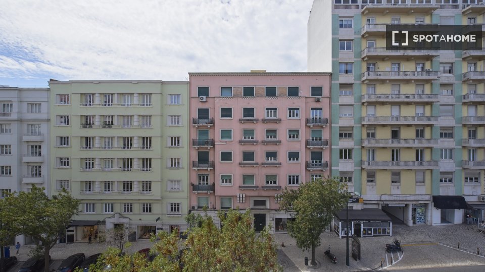 Double room Lisbon, 8 beds — photo 15