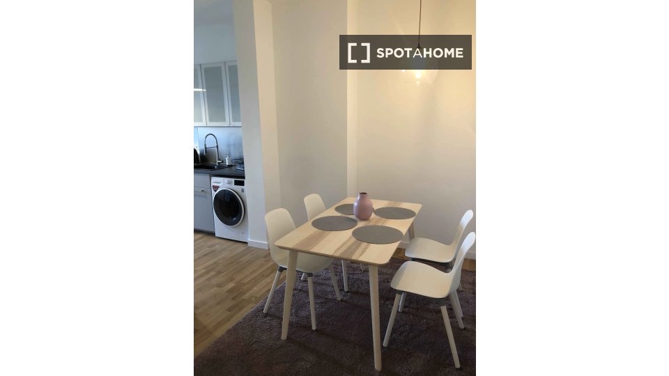 Double room Berlin, 4 beds, 116m² — photo 11