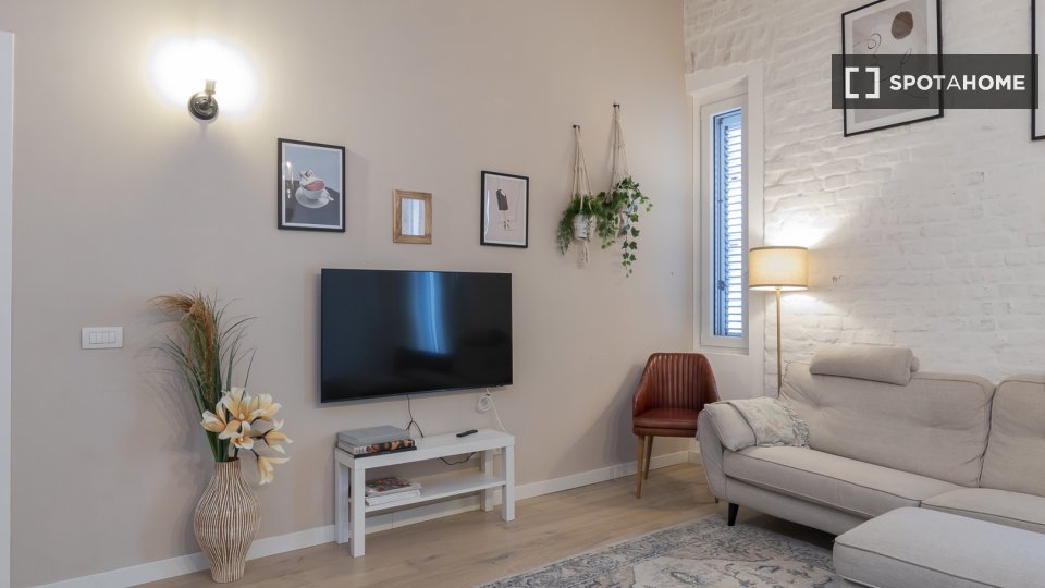 Apartment Milan, 2 beds — photo 17