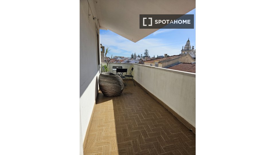 Apartment Lisbon, 2 beds — photo 19