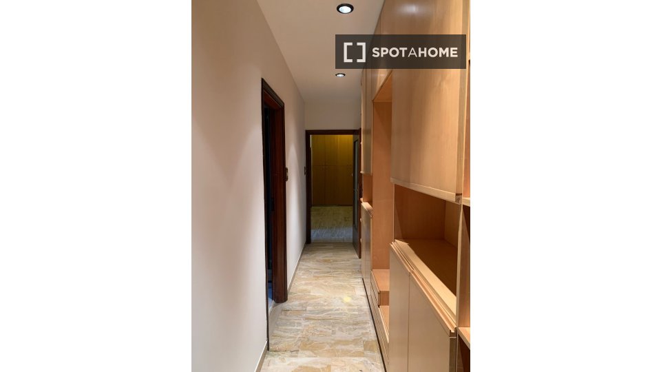 Double room Bologna, 4 beds — photo 12